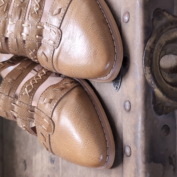 Miim Leather Mule Strappy Sandals - Picture 8 of 8